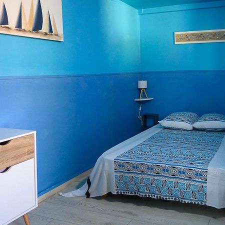 Les Bungalows Meubles Du Pharest Sainte-Suzanne Kültér fotó