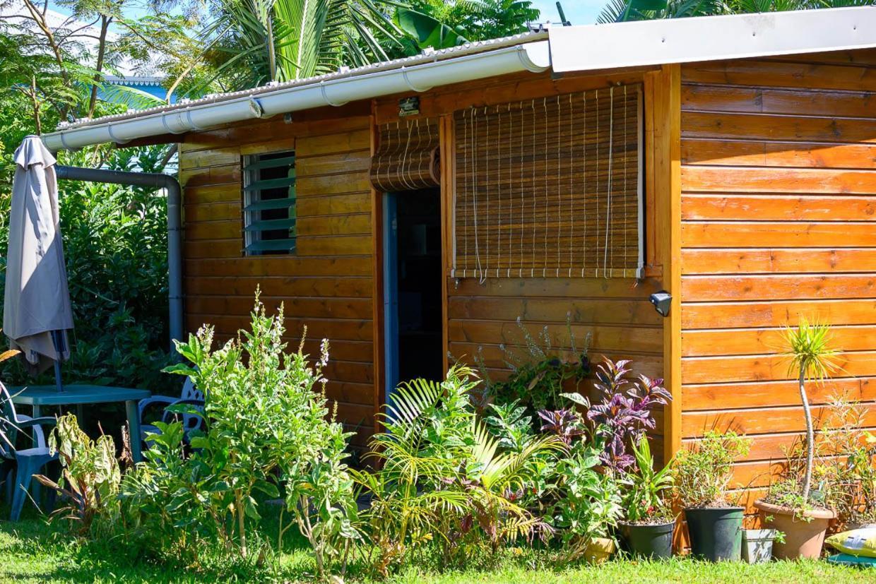 Les Bungalows Meubles Du Pharest Sainte-Suzanne Kültér fotó